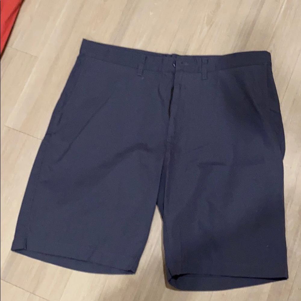 Never worn men’s navy blue Patagonia shorts